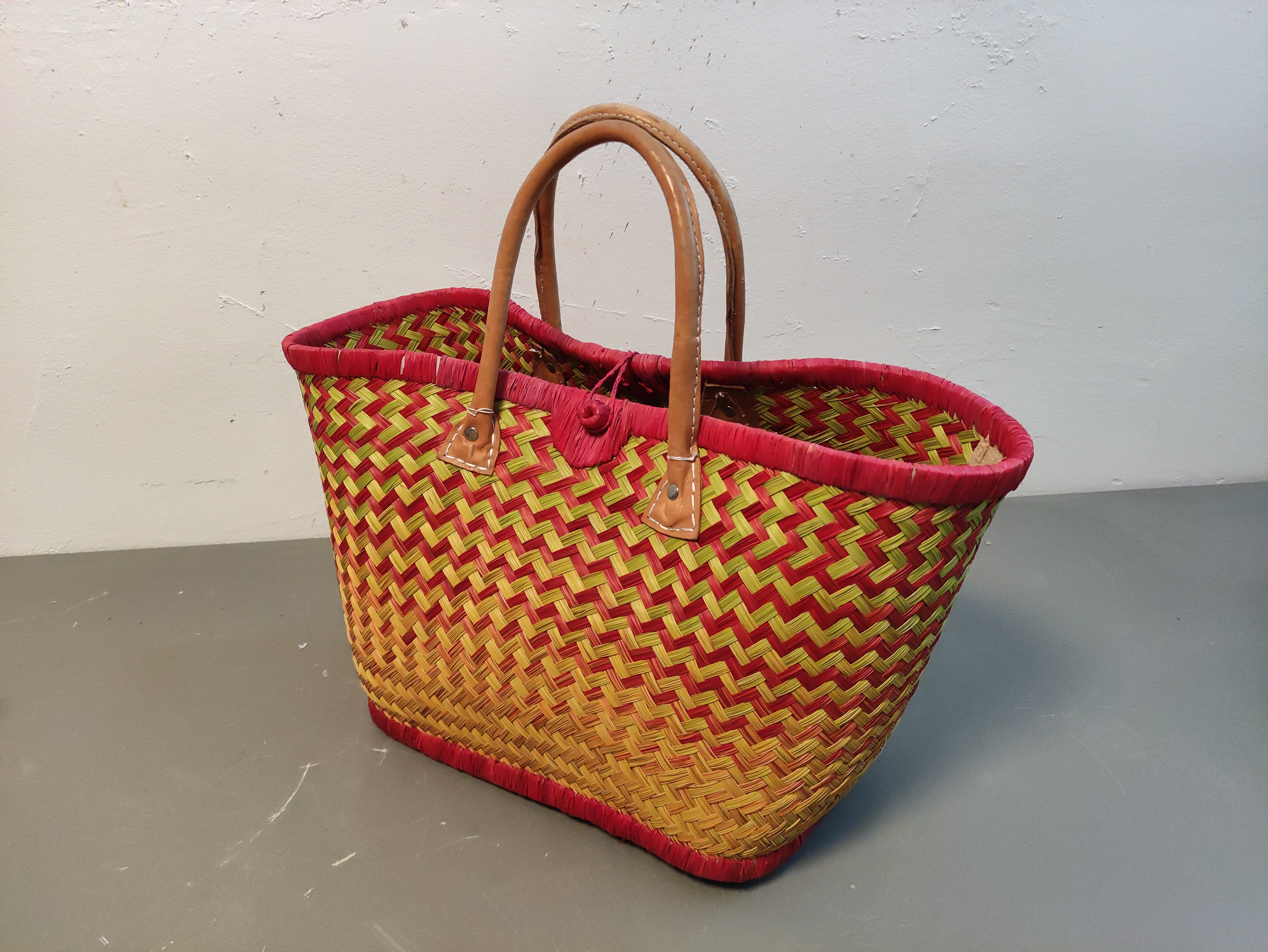 bolsa capazo madagascar africa paja cuero 29x48x30 t8u